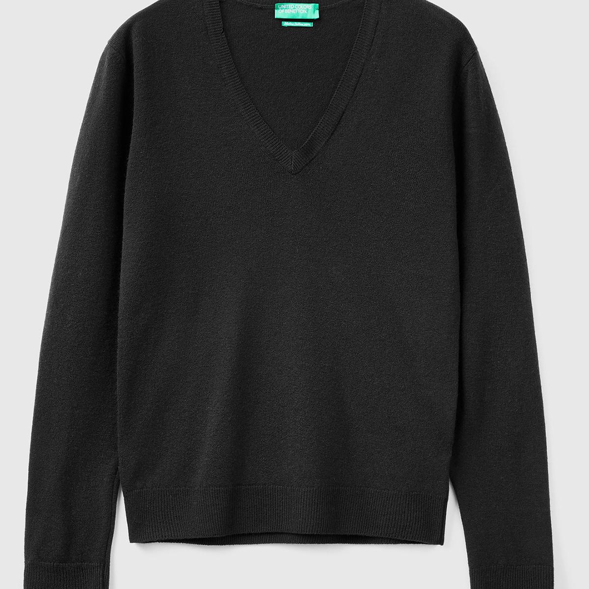 Kadın Siyah V Yaka %100 Merino Kazak