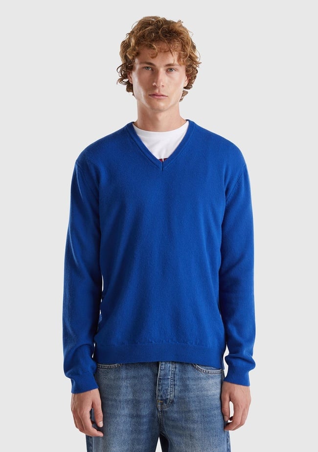  Erkek Koyu Mavi V Yaka %100 Merino Kazak