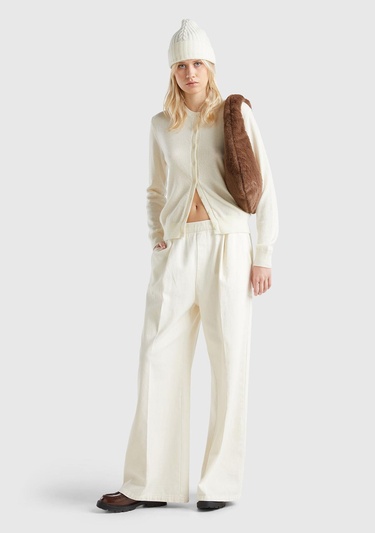  Kadın Krem %100 Kaşmir Yuvarlak Yaka Önü Düğme İliklemeli Hırka