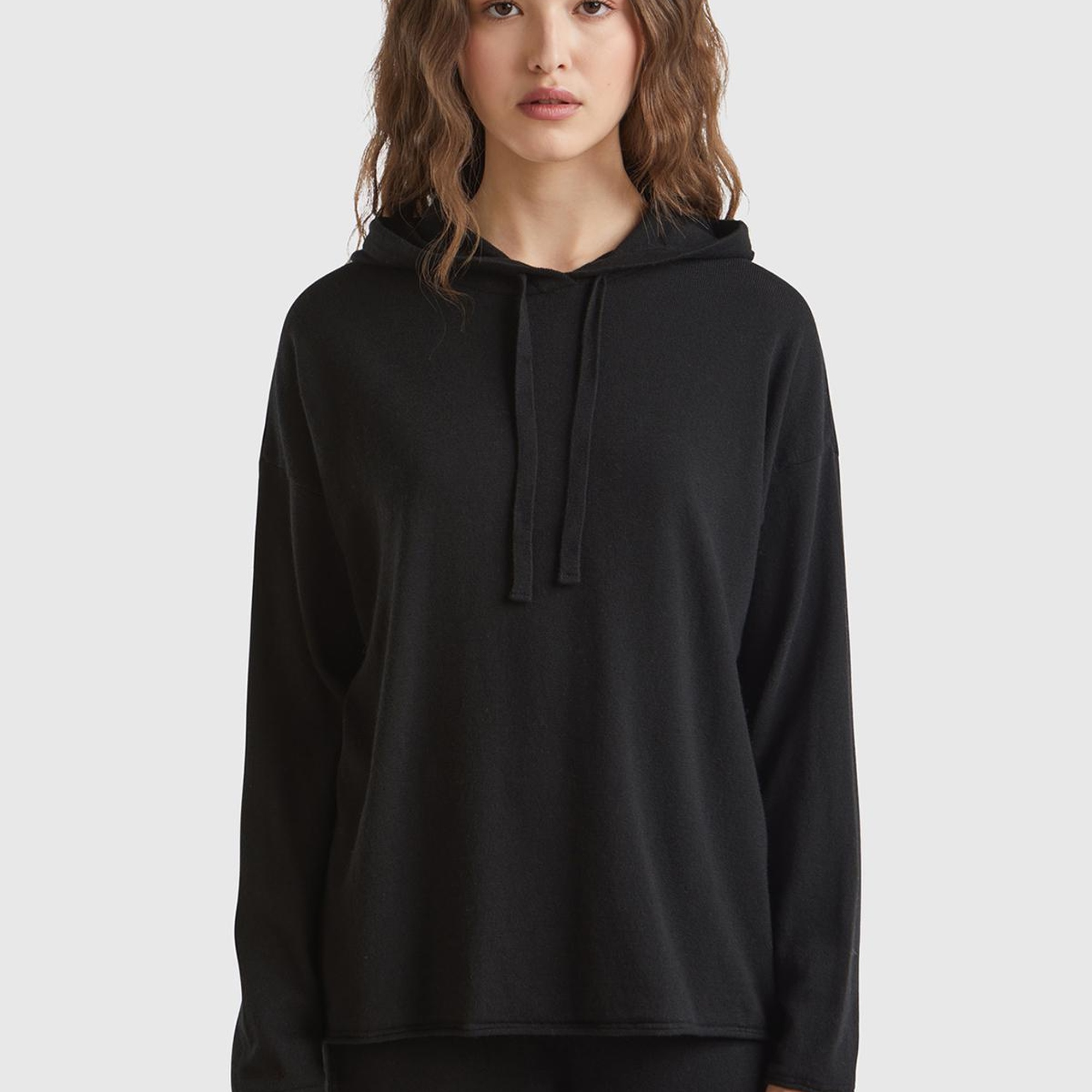 Kadın Siyah Kaşmir Karışımlı Kapşonlu Kazak