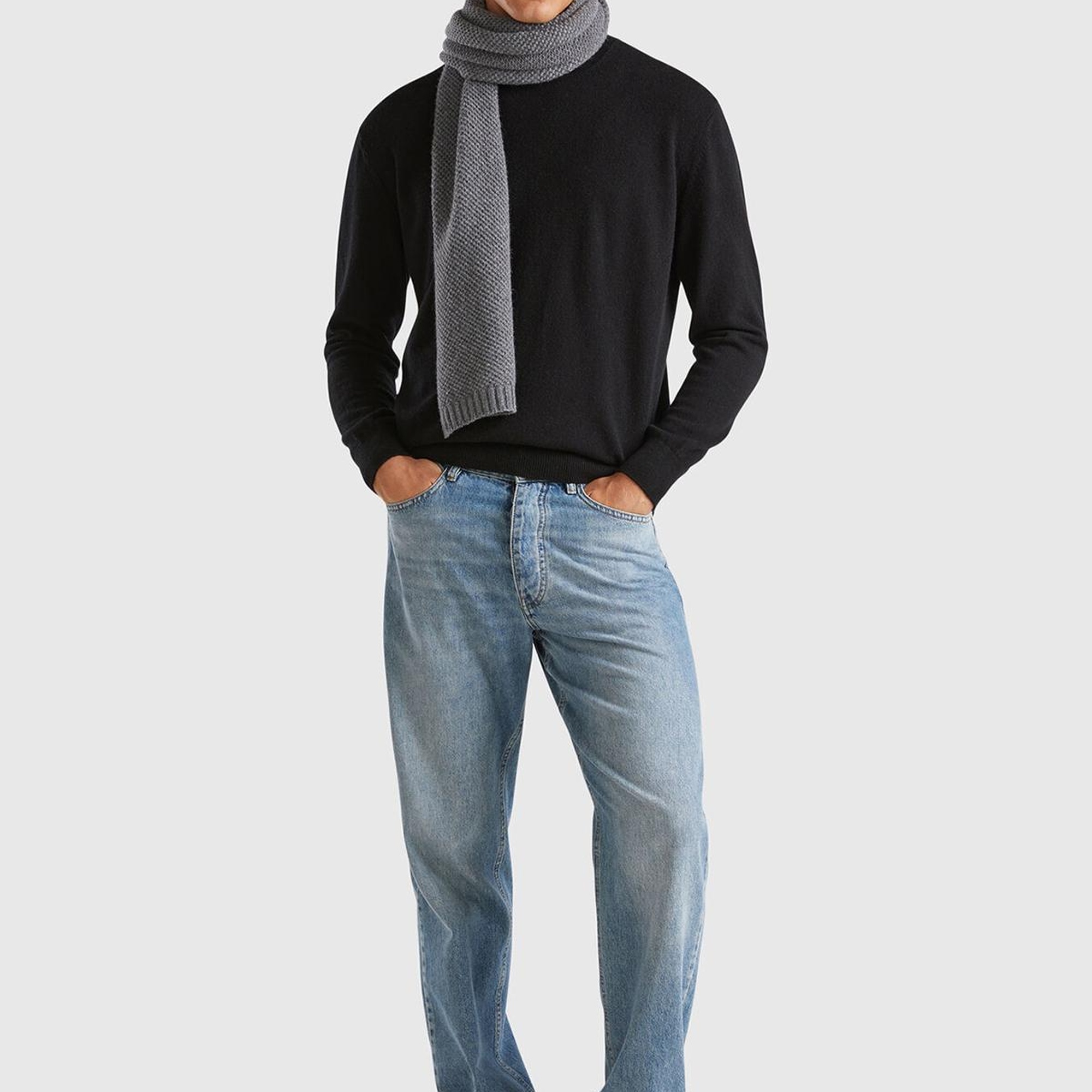 Erkek Siyah %100 Kaşmir Normal Kesim Ribanalı Yuvarlak Yaka Kazak