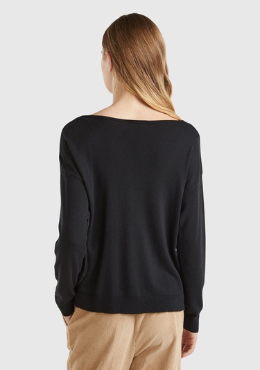  Kadın Siyah Pamuk ve Modal Karışımlı Ribana Detaylı Kayık Yaka Kazak