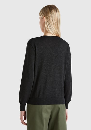  Kadın Siyah Pamuk ve Viskoz Karışımlı Rahat Kesim Geniş V Yaka Kazak