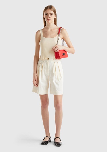  Kadın Krem Viskoz Karışımlı Nervür Detaylı Kare Yaka Askılı Üst