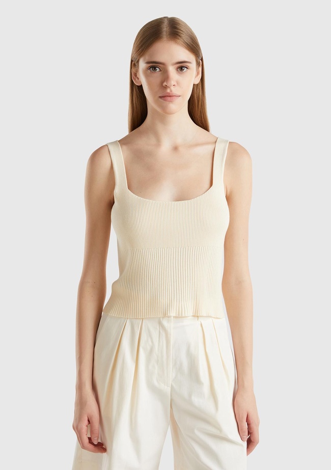  Kadın Krem Viskoz Karışımlı Nervür Detaylı Kare Yaka Askılı Üst