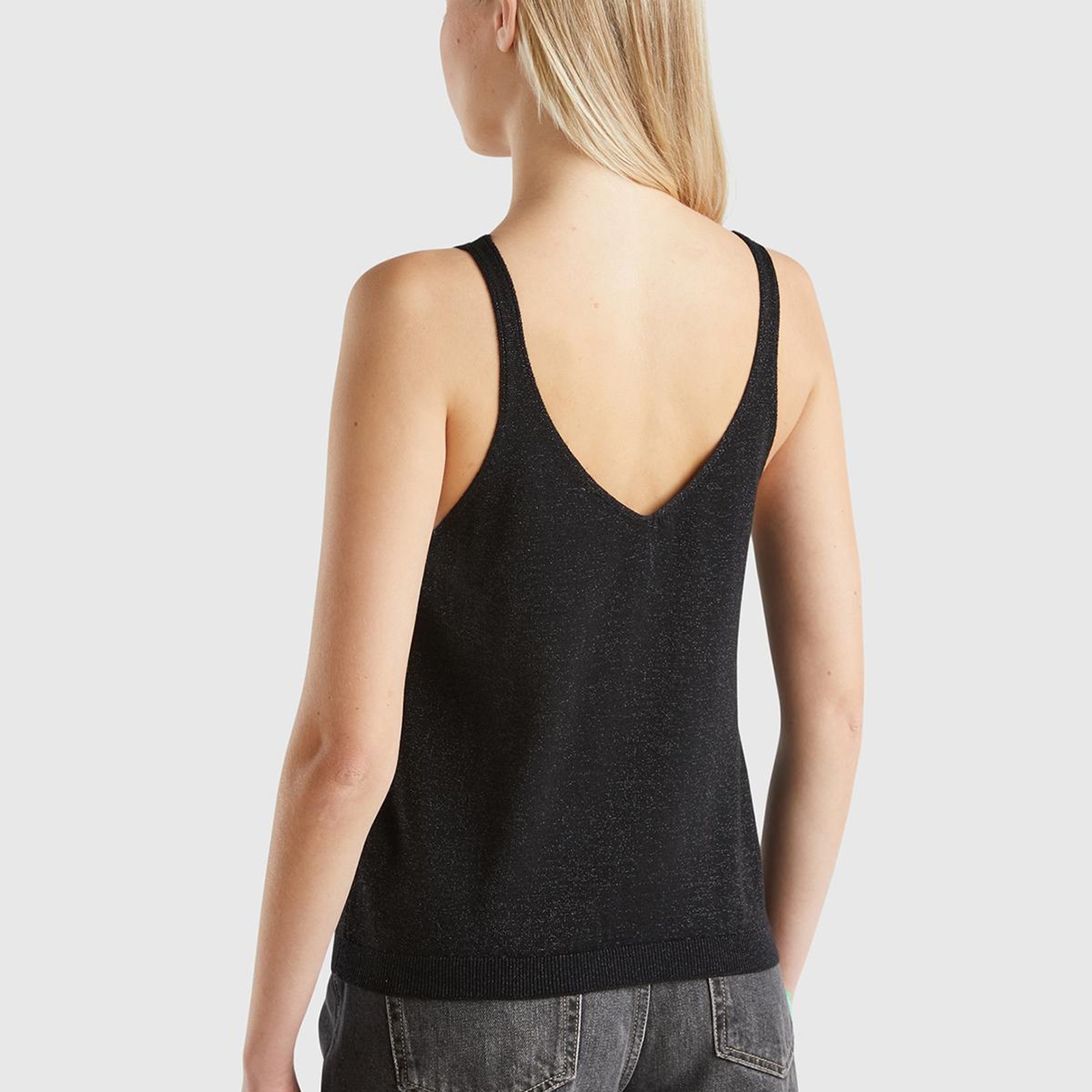 Kadın Siyah Pamuk ve Viskoz Karışımlı Simli Geniş Yaka Askılı Üst