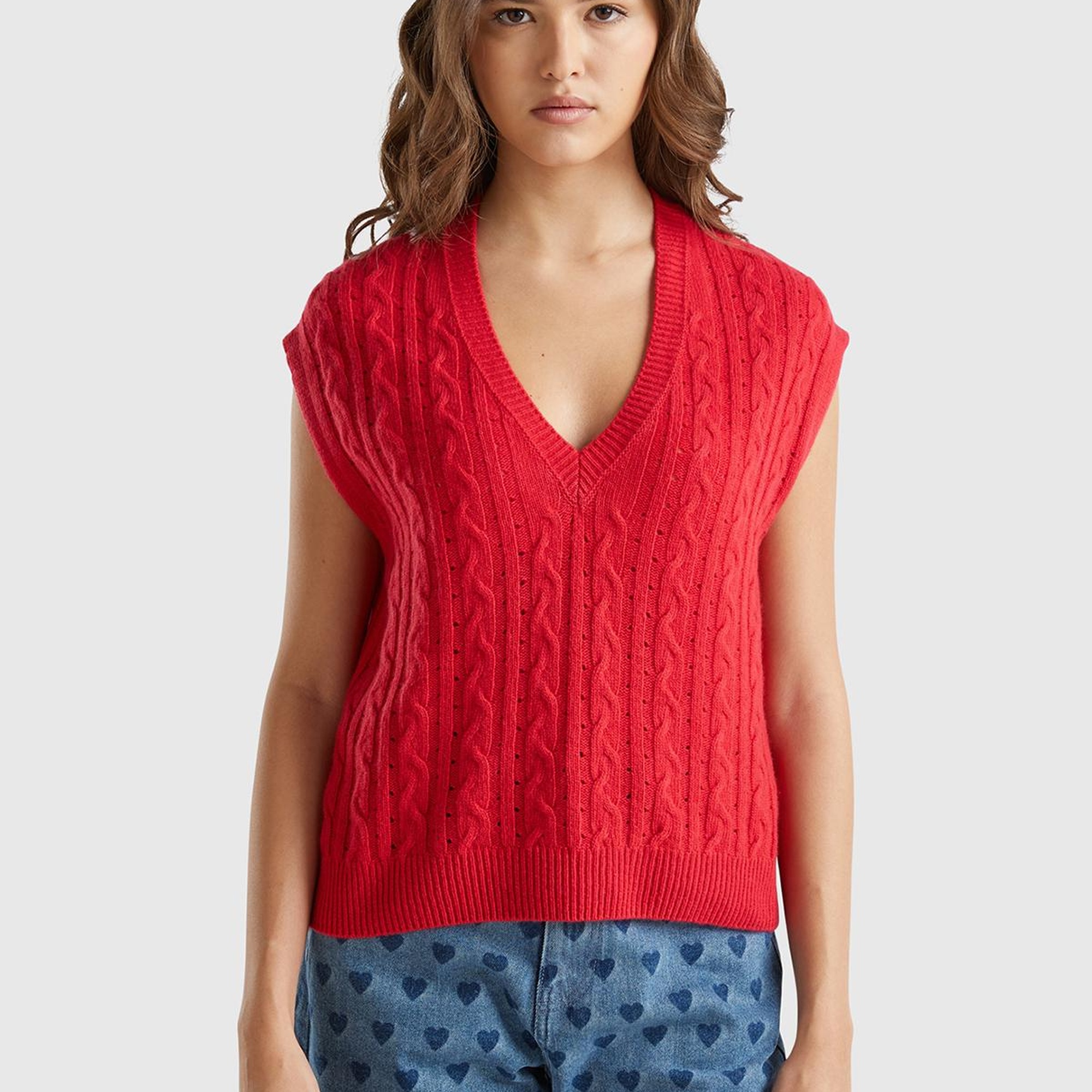 Kadın Kırmızı Yün Karışımlı Örgü Detaylı V Yaka Kazak