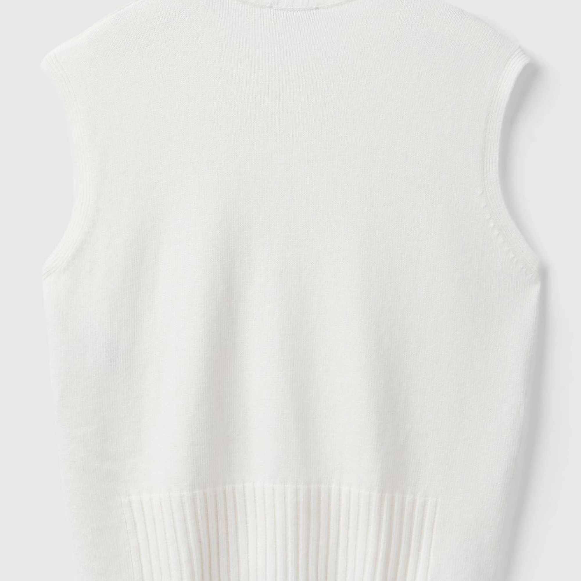 Kadın Krem Yün ve Viskoz Karışımlı Bisiklet Yaka Kolsuz Kazak