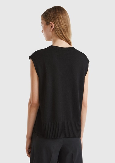  Kadın Siyah Yün ve Viskoz Karışımlı Bisiklet Yaka Kolsuz Kazak