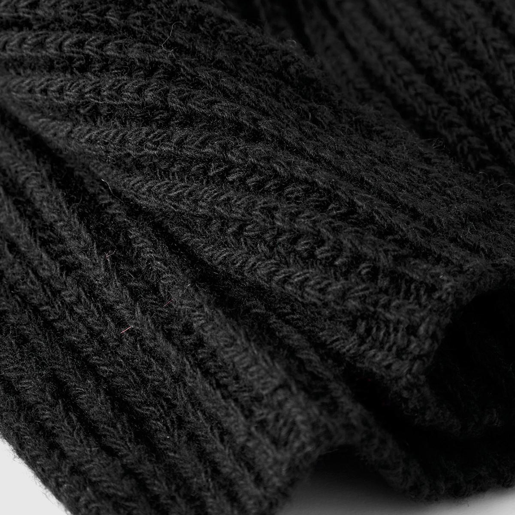 Erkek Siyah Yün Atkı