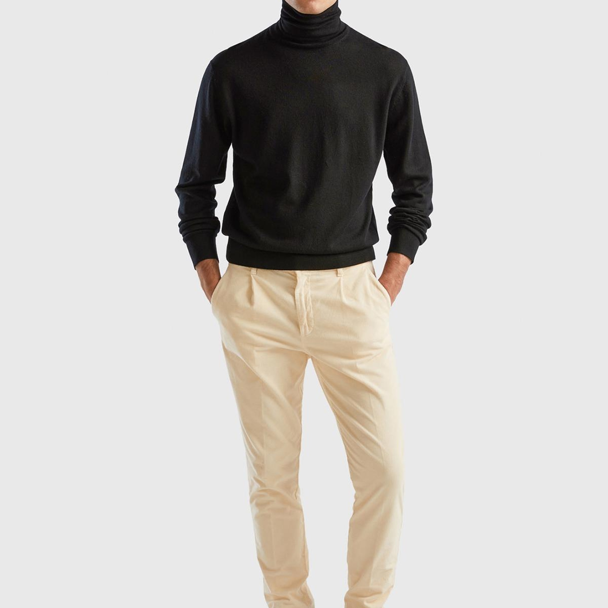 Erkek Siyah %100 Extra Fine Merino Dik Yaka Kazak