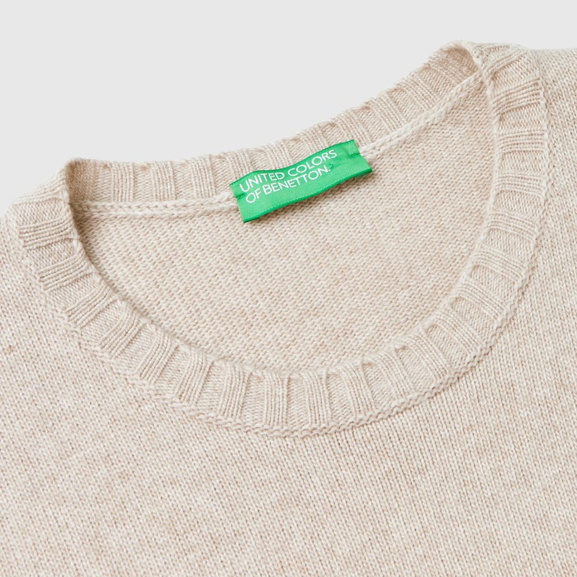 Kadın Bej Yün ve Viskoz Karışımlı Bisiklet Yaka Kolsuz Kazak