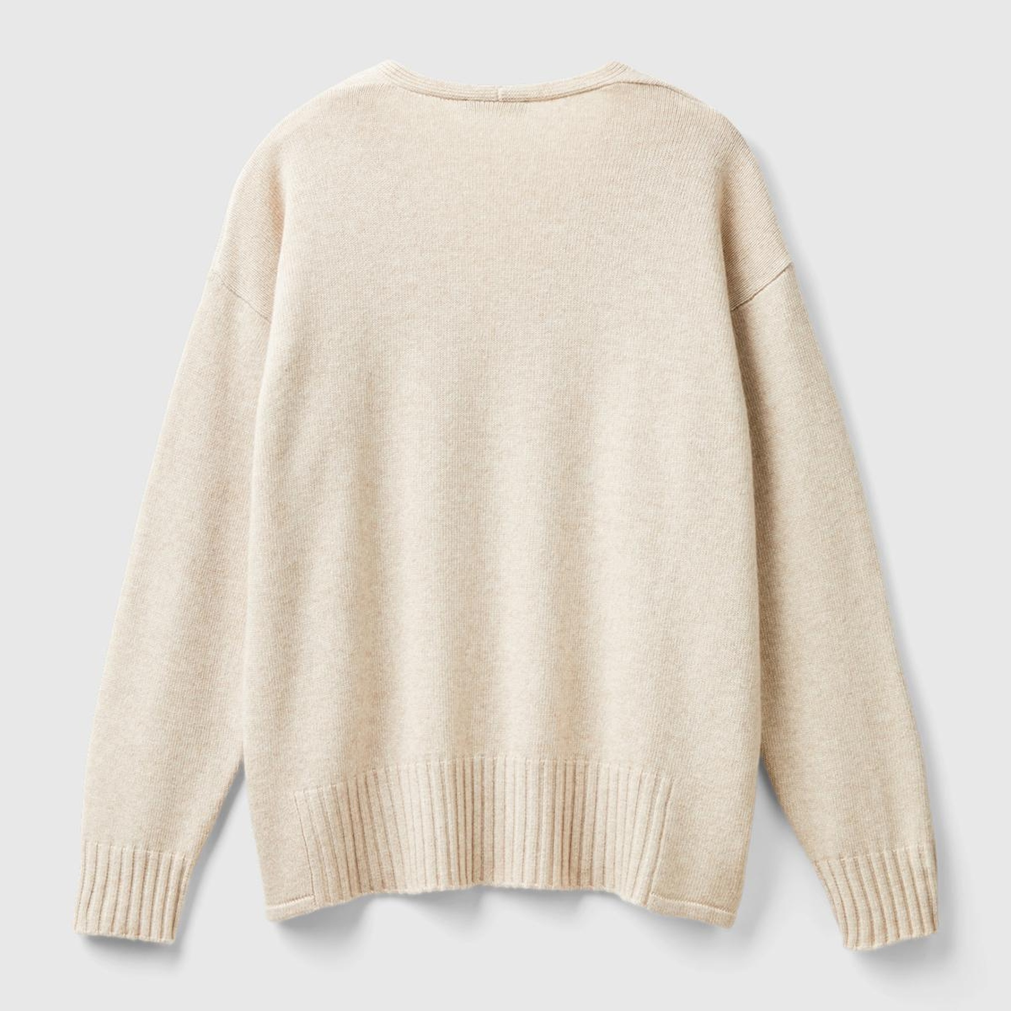 Kadın Beyaz Yün ve Viskoz Karışımlı Ribana Detaylı V Yaka Kazak