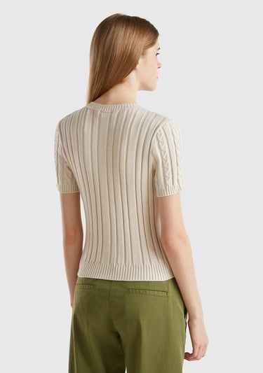  Kadın Beyaz Viskoz Karışımlı Kısa Kollu Nervürlü Yuvarlak Yaka Kazak