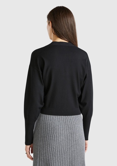  Kadın Siyah Viskoz Karışımlı Önü Dantel Detaylı Yüksek Manşet Hırka