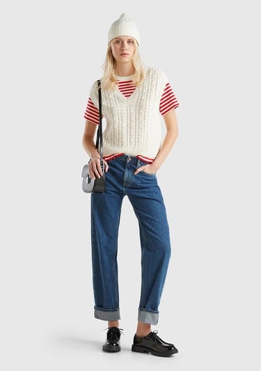  Kadın Krem Yün Karışımlı Örgü Detaylı V Yaka Kazak