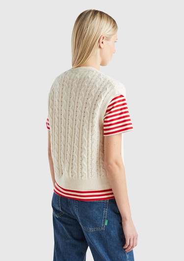  Kadın Krem Yün Karışımlı Örgü Detaylı V Yaka Kazak