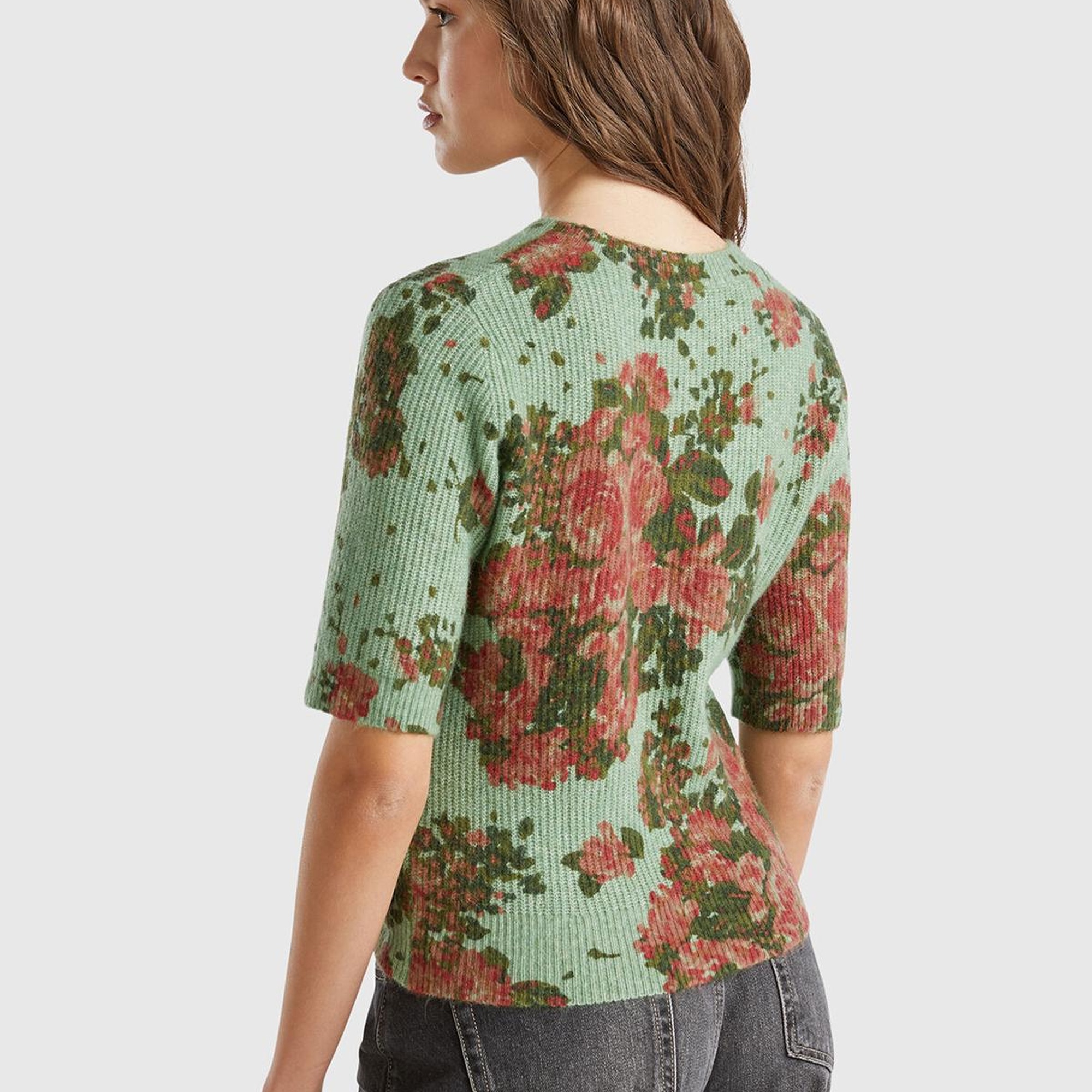 Kadın Yeşil Yün Karışımlı Tamamı Çiçek Desenli Bisiklet Yaka Kısa Kazak