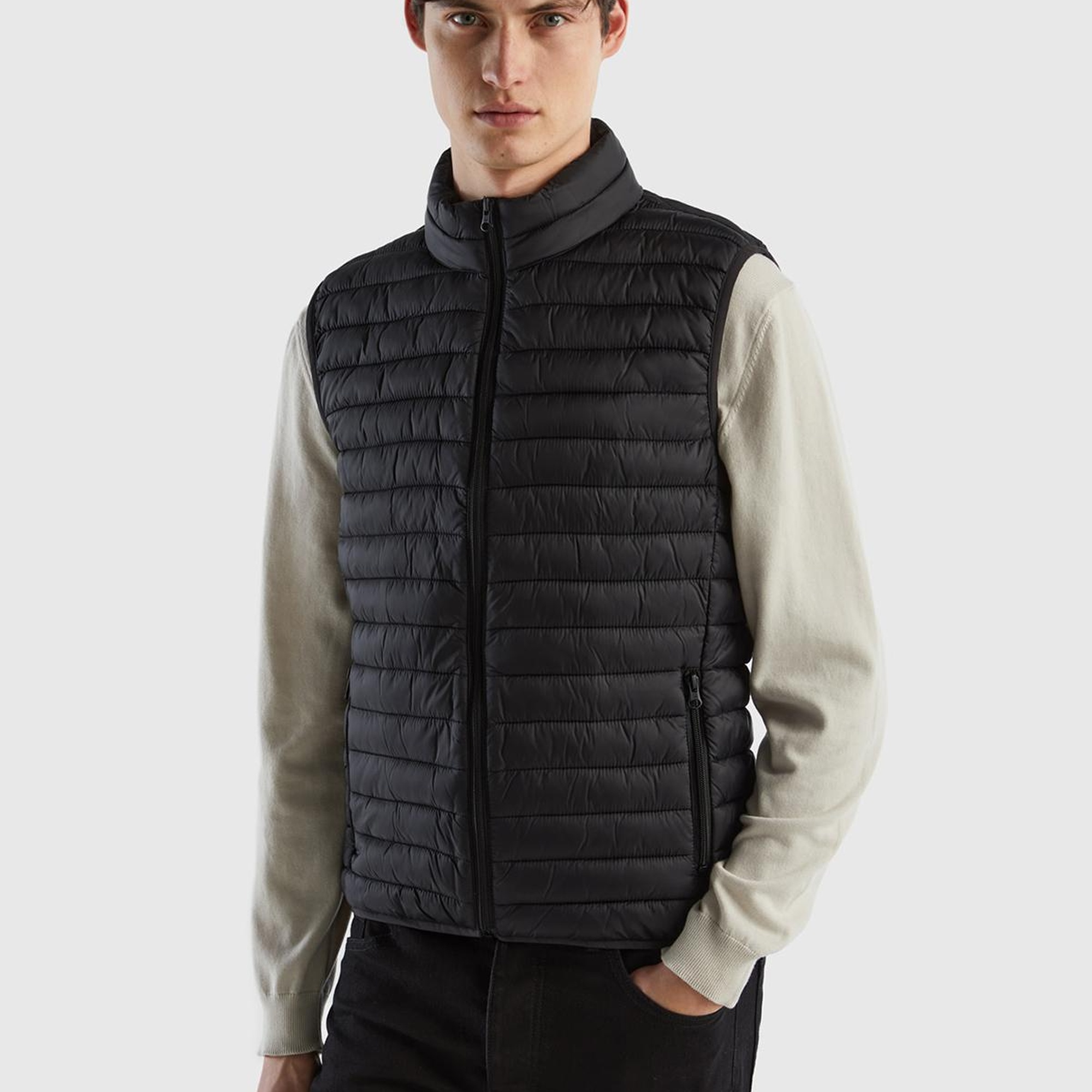 Erkek Siyah Eco-Recyle Dolgulu Pufa Yelek