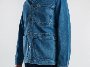  Erkek Açık Mavi Pamuk Karışımlı Cep Detaylı Gömlek Yaka Denim Ceket