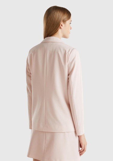  Kadın Toz Pembe Poliviskoz Tek Düğmeli Kırlangıç Yaka Blazer Ceket