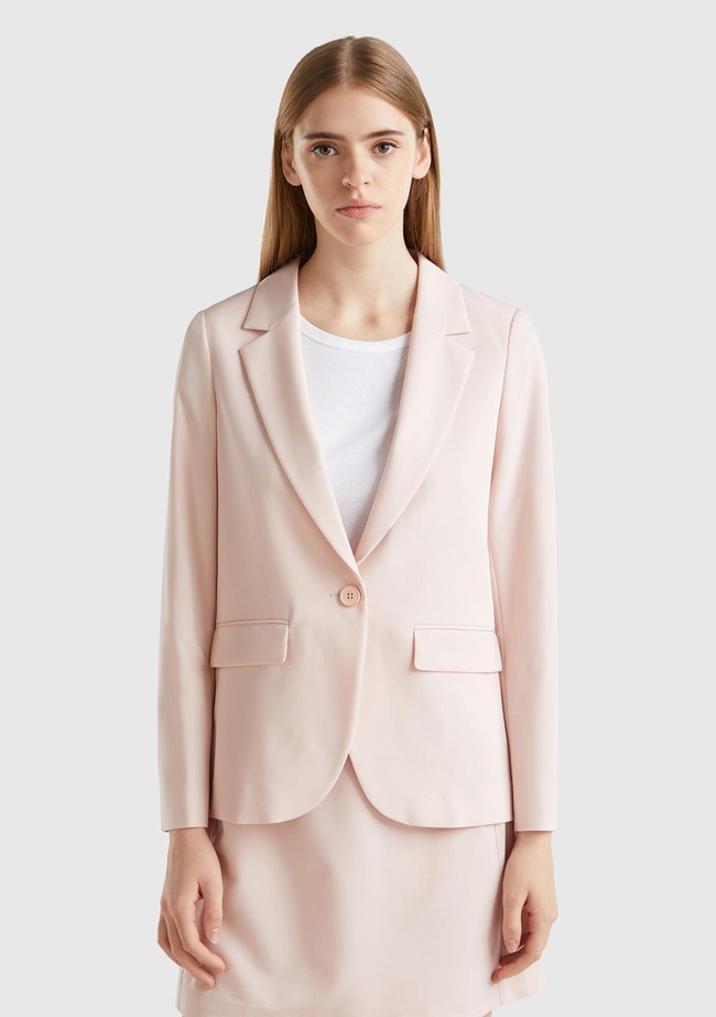  Kadın Toz Pembe Poliviskoz Tek Düğmeli Kırlangıç Yaka Blazer Ceket