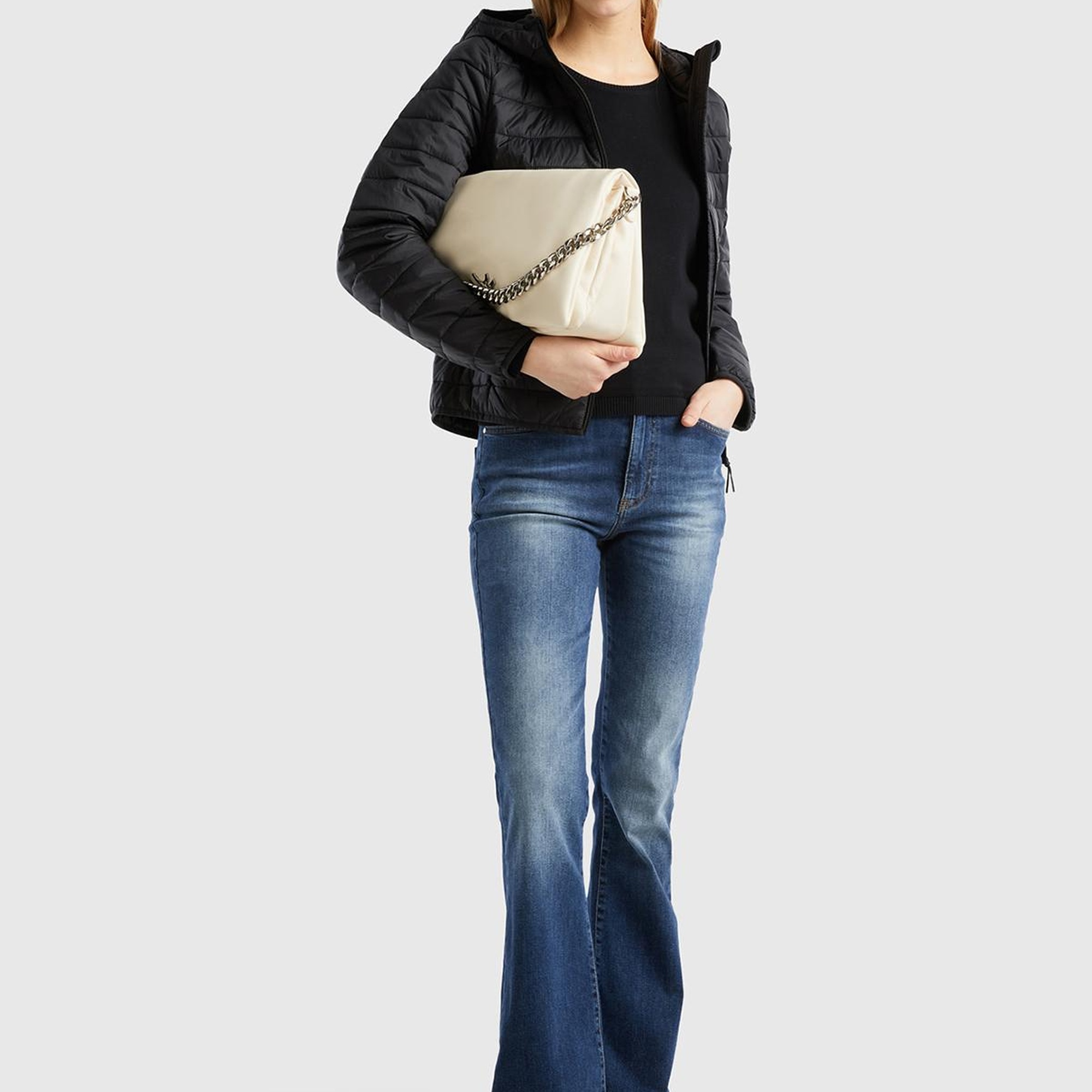 Kadın Siyah Recycled Polyester Dolgulu  Pufa Mont