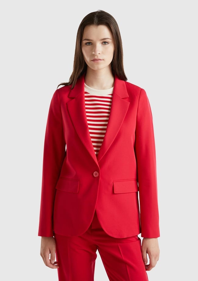  Kadın Kırmızı Poliviskoz Tek Düğmeli Kırlangıç Yaka Blazer Ceket
