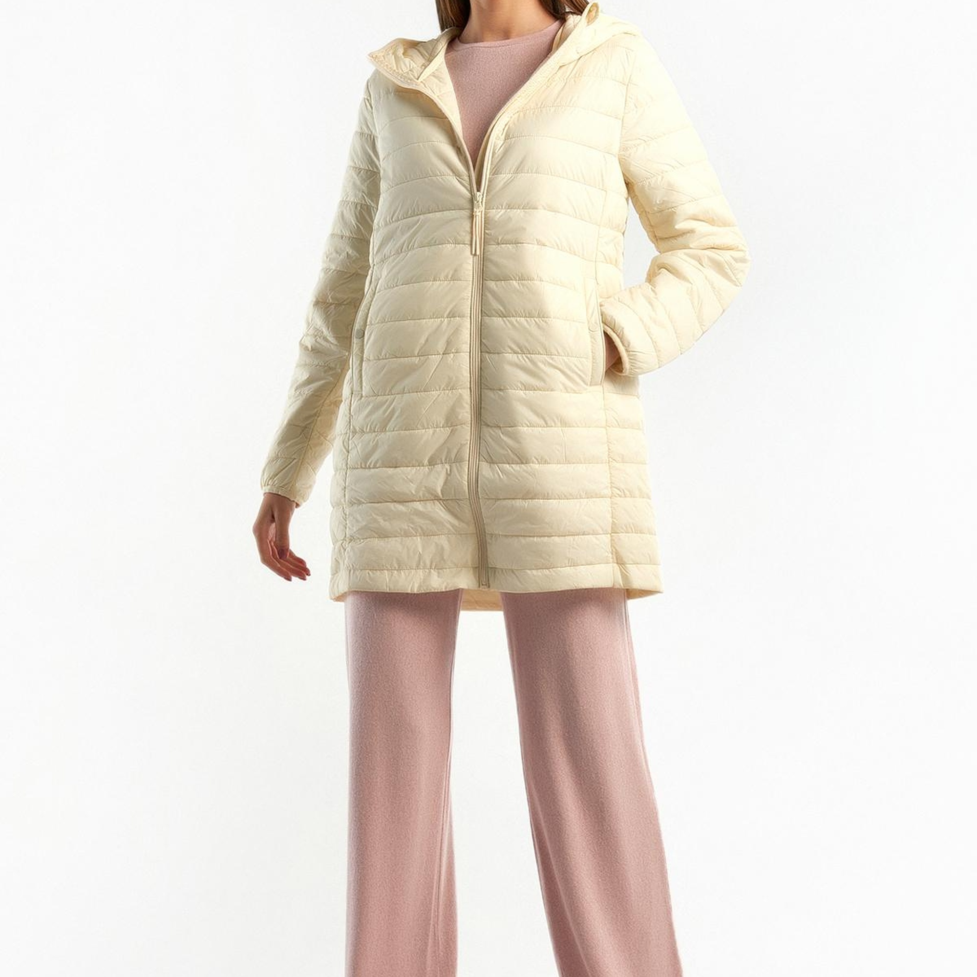 Kadın Krem  Uzun Pufa Mont