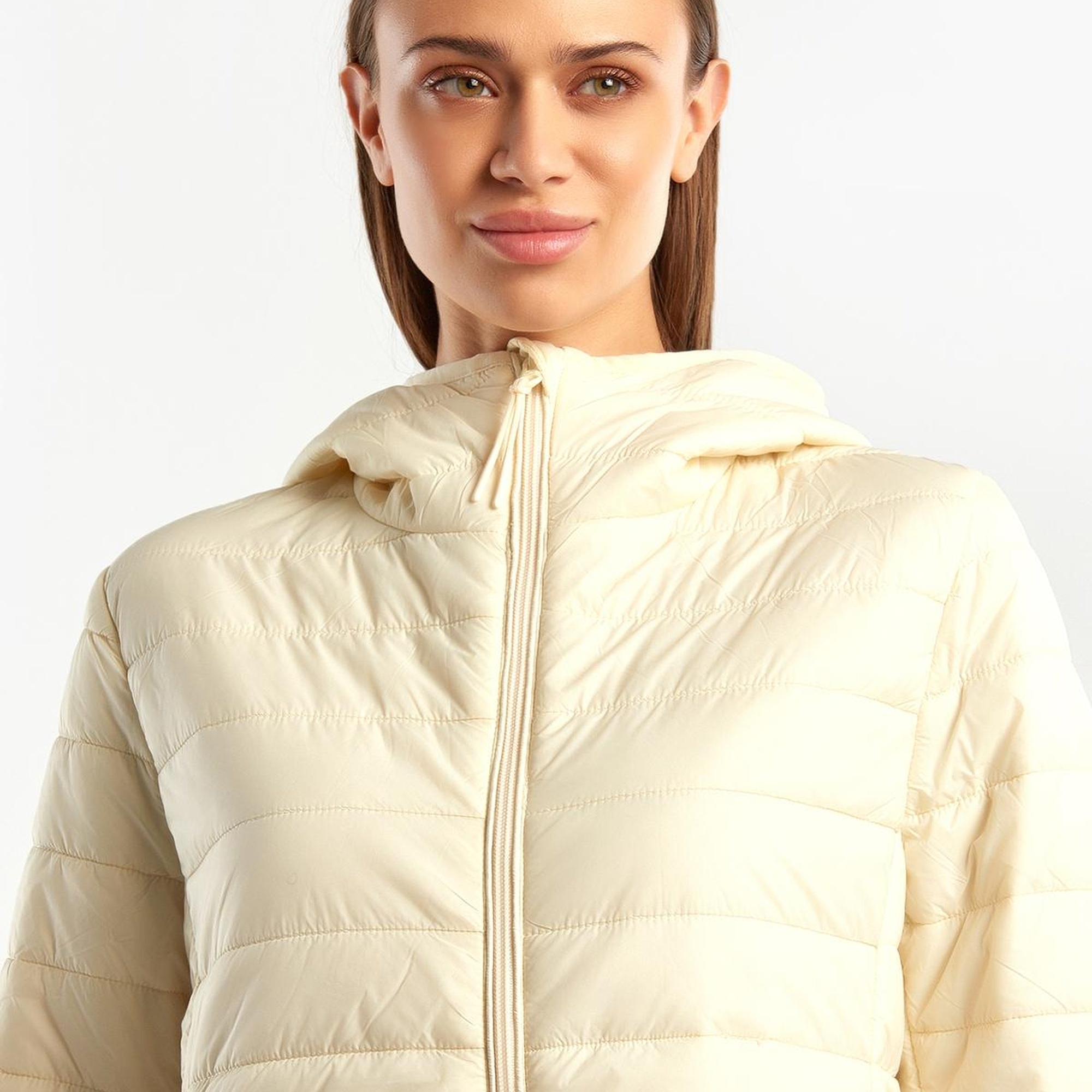 Kadın Krem  Uzun Pufa Mont