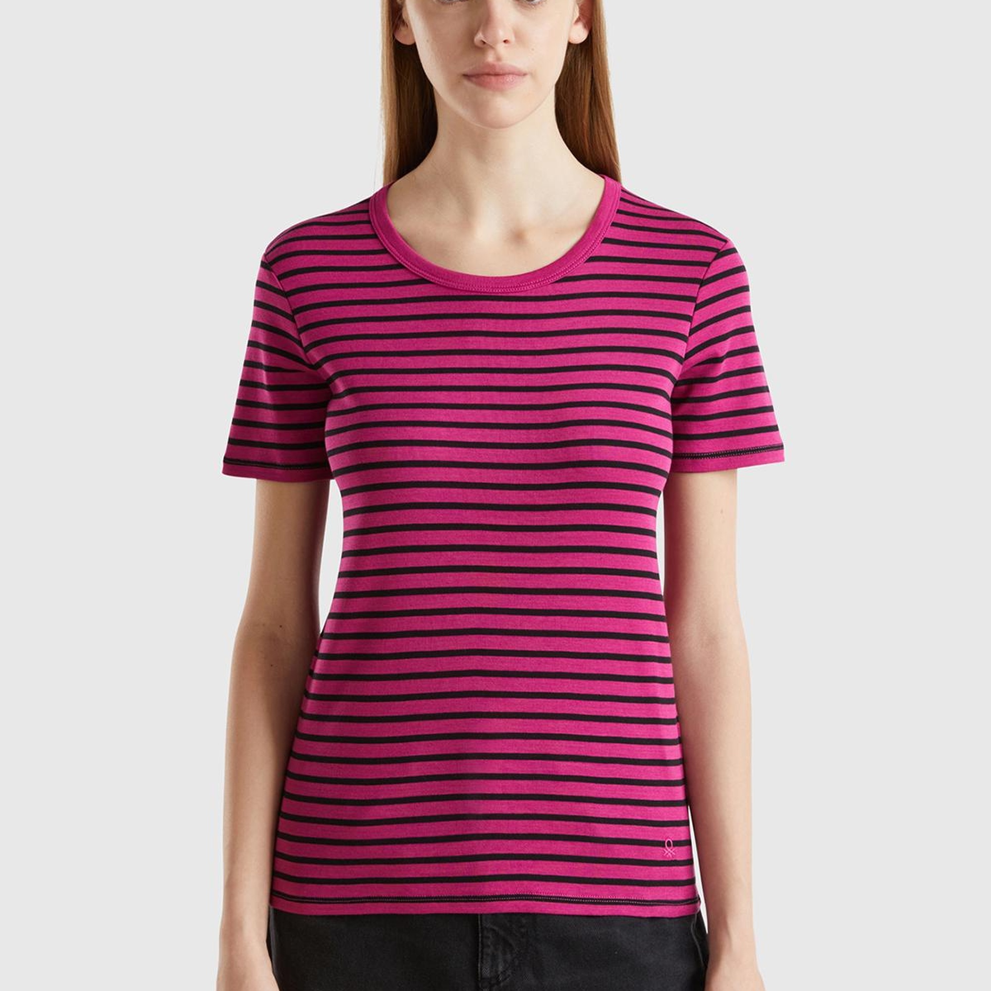 Kadın Mor Mix %100 Pamuk Sol Altı Logolu Çizgili Yuvarlak Yaka T-Shirt