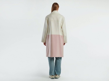  Kadın Krem Kontrast Renk Detaylı Yanları Cepli Tek Düğmeli Kaban