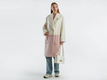  Kadın Krem Kontrast Renk Detaylı Yanları Cepli Tek Düğmeli Kaban