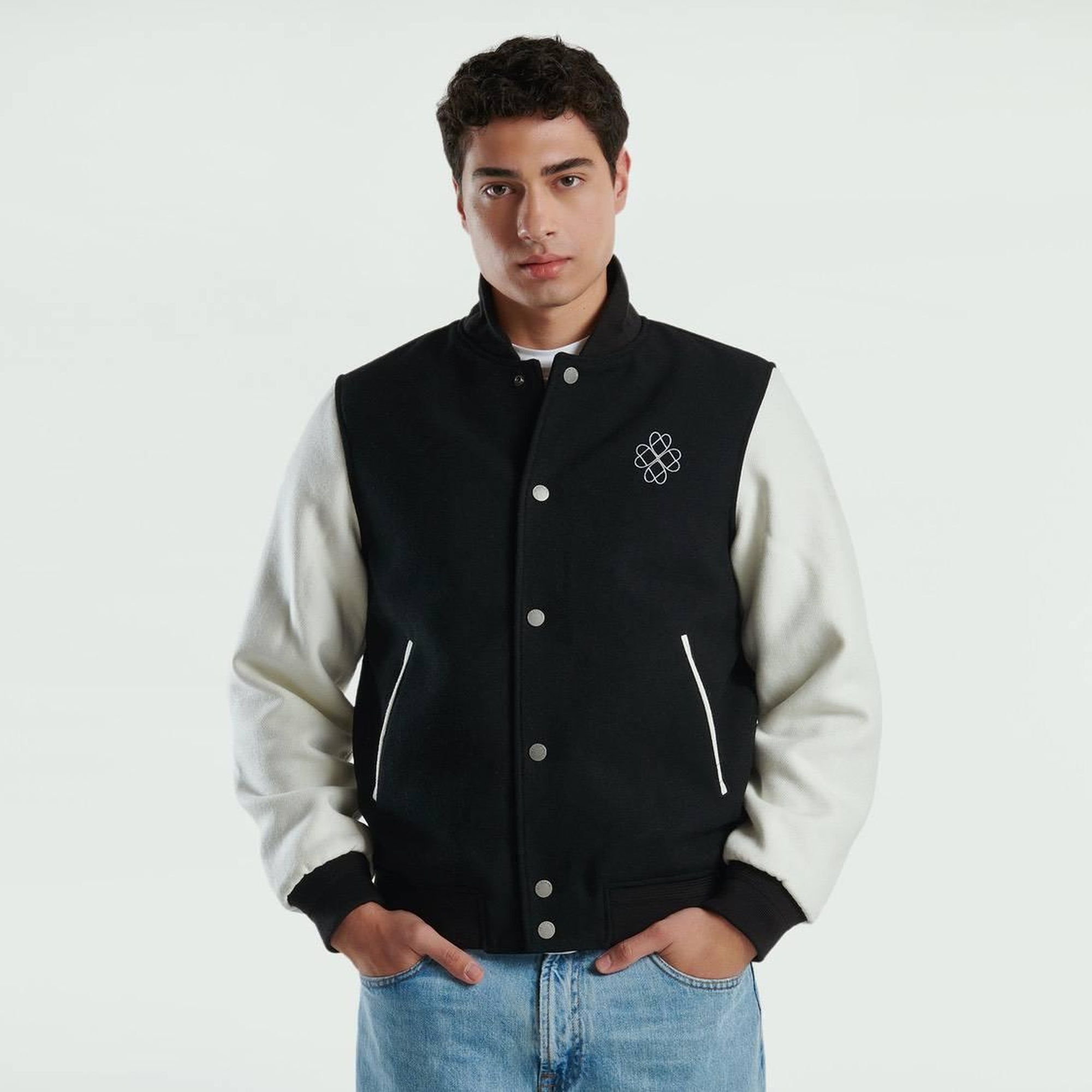 Erkek Siyah Yanları Cepli Önü Düğme Kapamalı Kolej Ceket