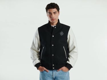  Erkek Siyah Yanları Cepli Önü Düğme Kapamalı Kolej Ceket