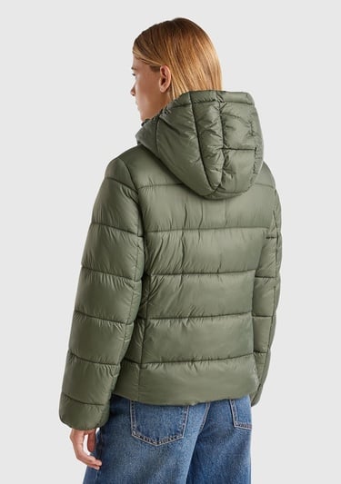  Kadın Yeşil Önü Cepli Fermuar Kapamalı Büzgü Kapüşonlu Mont