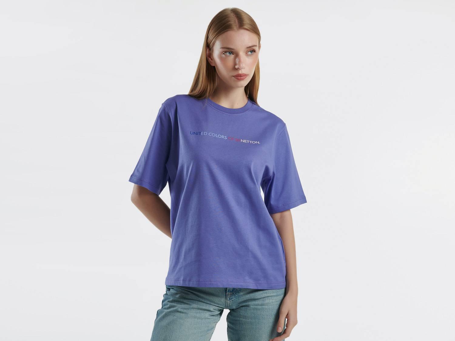  Kadın Mor %100 Pamuk Önü Logolu Kısa Kollu Yuvarlak Yaka T-Shirt