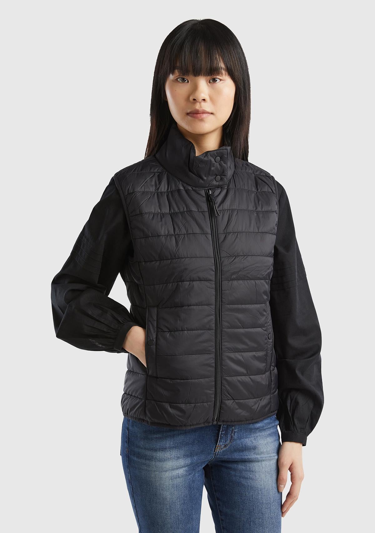  Kadın Siyah Recycled Polyester Dolgulu  Pufa Yelek