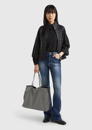  Kadın Siyah Recycled Polyester Dolgulu  Pufa Yelek