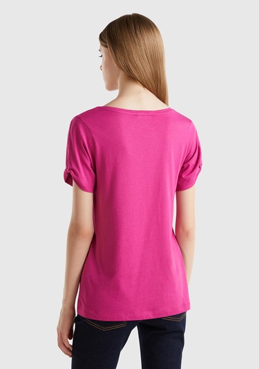  Kadın Fuşya Pamuk ve Modal Karışımlı Kol Detaylı Yuvarlak Yaka T-Shirt