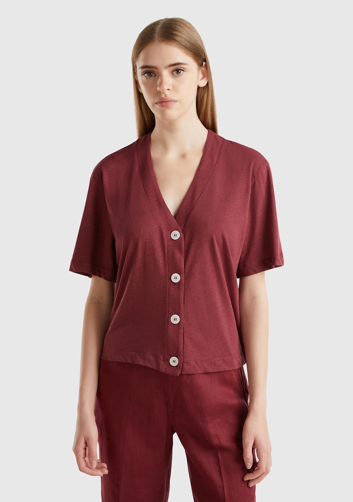  Kadın Bordo Pamuk ve Keten Karışımlı Yarım Kollu V Yaka Hırka