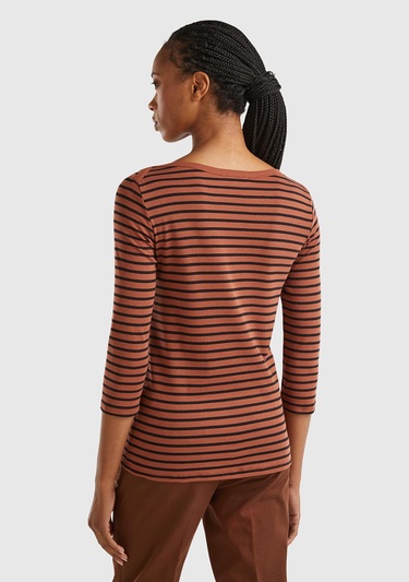  Kadın Kahverengi %100 Pamuk Sol Altı Logolu Uzun Kollu Kayık Yaka T-Shirt