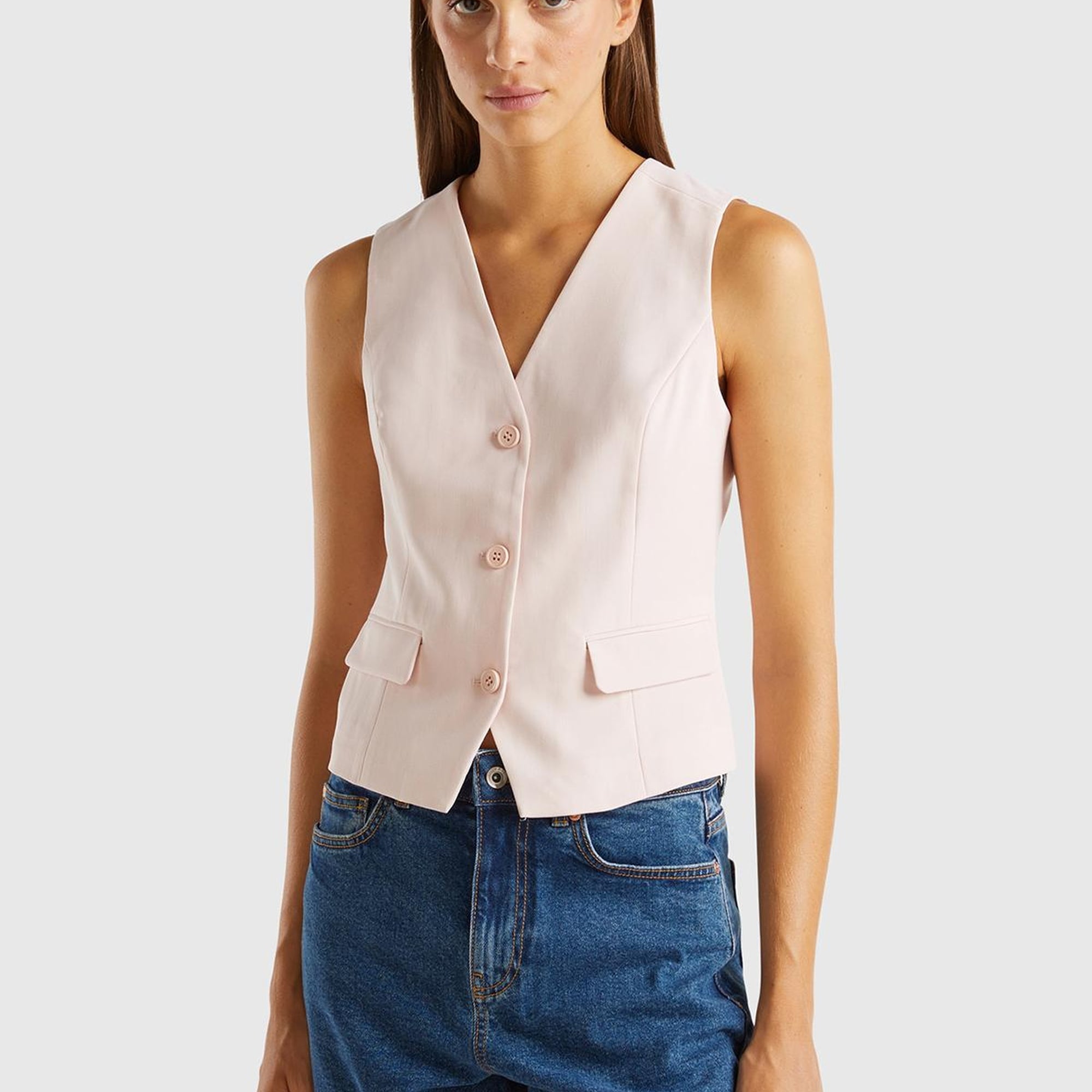 Kadın Toz Pembe Kapaklı Cep Tasarımı 3 Düğmeli V Yaka Yelek