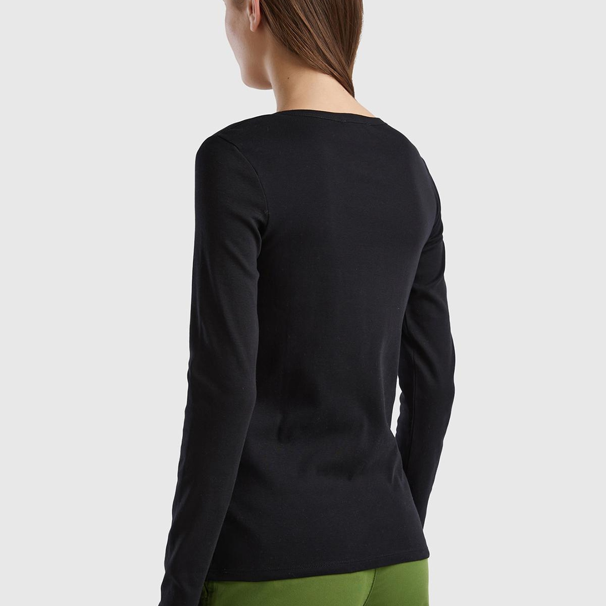 Kadın Siyah %100 Koton Bisiklet Yaka Benetton Yazılı Uzun Kollu T-Shirt