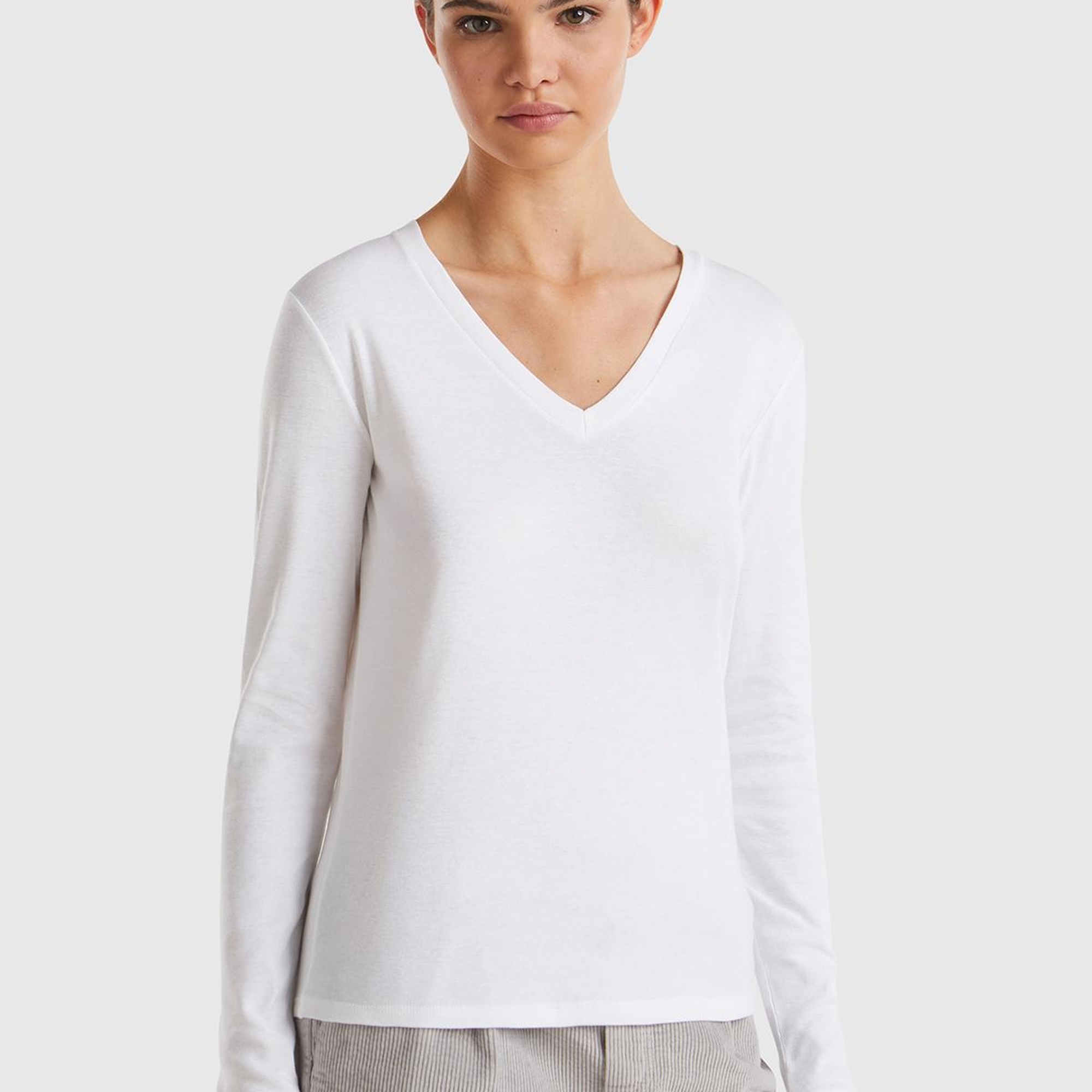 Kadın Beyaz Basic V Yaka Uzun Kollu T-Shirt