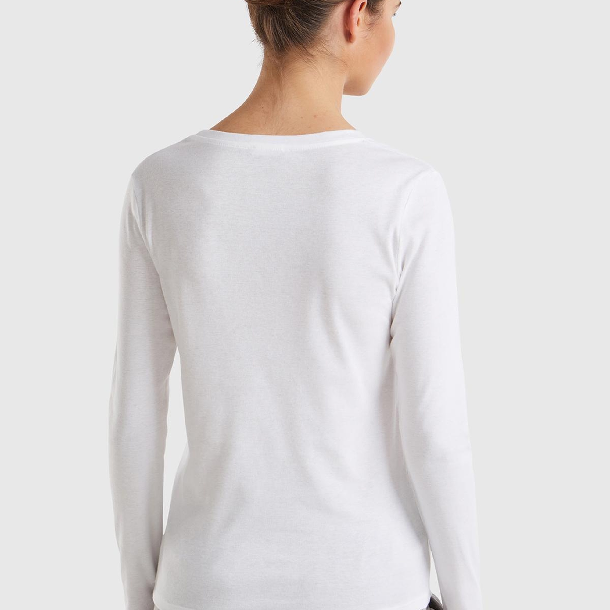 Kadın Beyaz Basic V Yaka Uzun Kollu T-Shirt