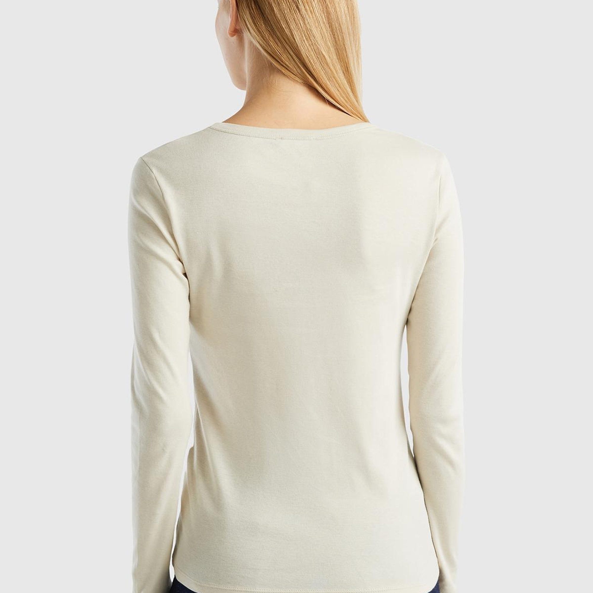 Kadın Bej %100 Koton Bisiklet Yaka Benetton Yazılı Uzun Kollu T-Shirt