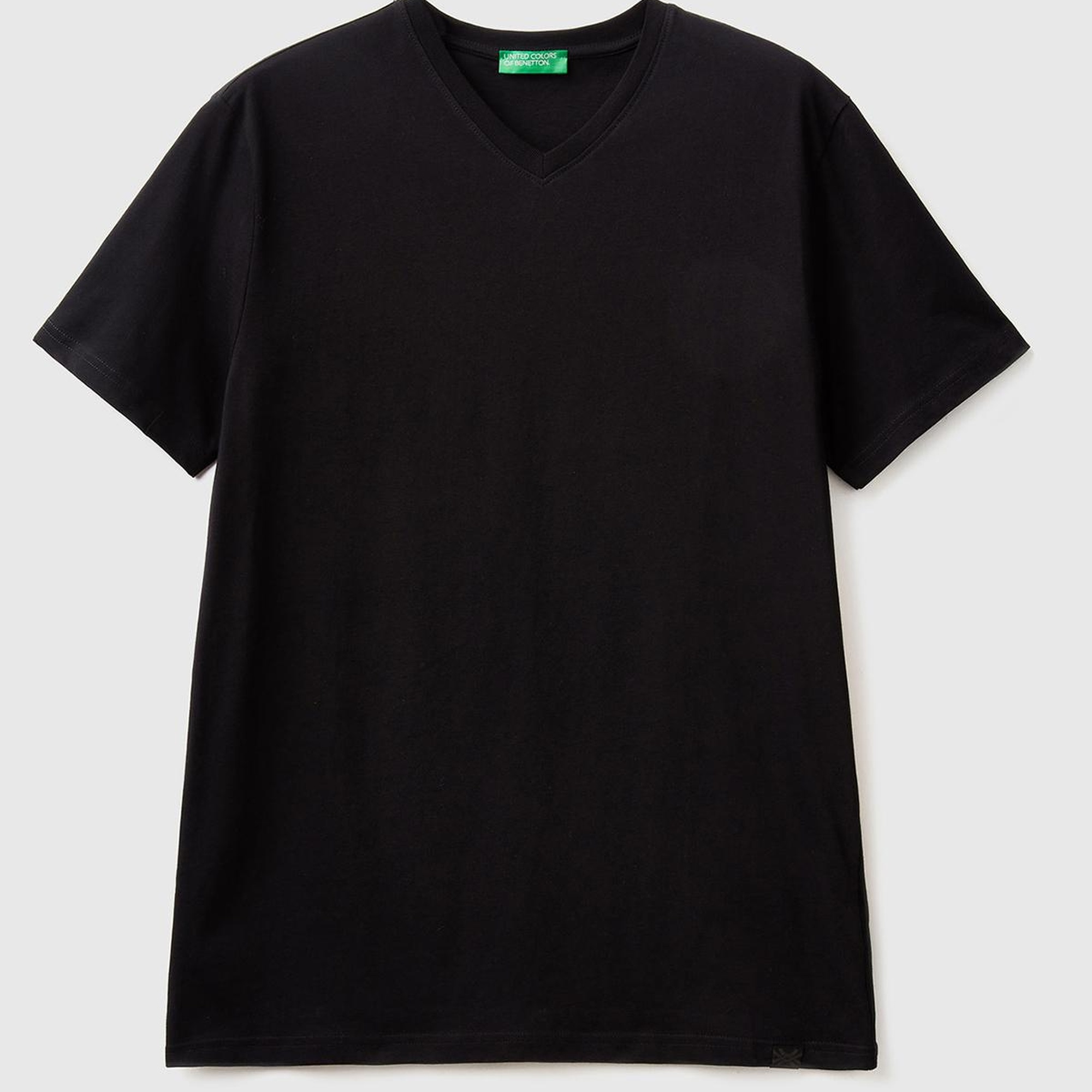 Erkek Siyah %100 Koton V Yaka Basic T-Shirt