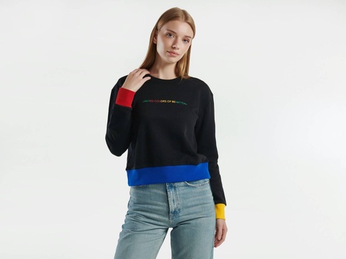  Kadın Siyah Renkli %100 Pamuk Önü Logo Baskılı Ribanalı Bisiklet Yaka Sweatshirt