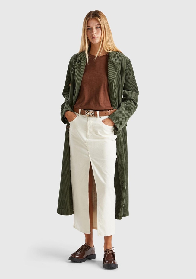  Kadın Beyaz Pamuk Karışımlı Önü Yırtmaçlı Arkası Logo Etiketli Etek